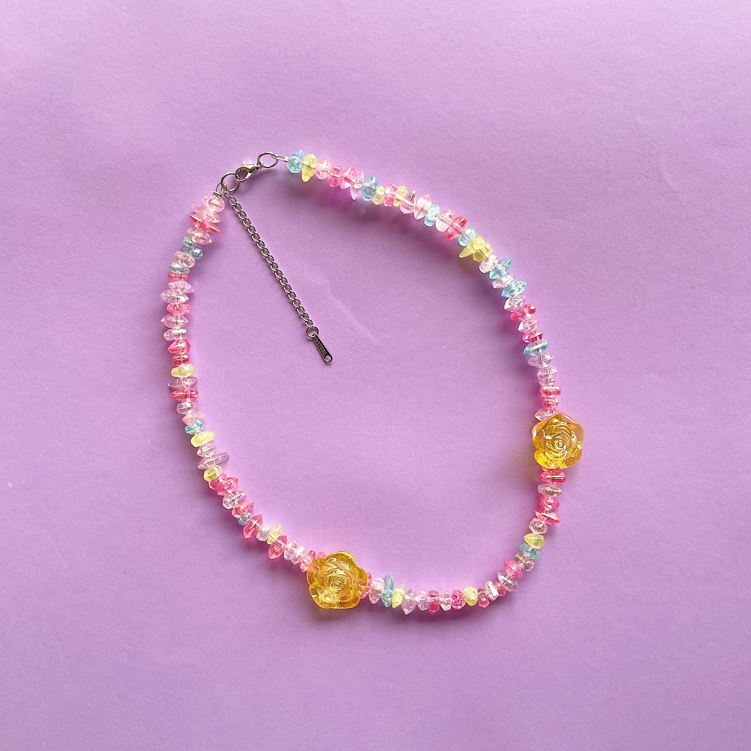 Double rose beaded necklace ✨
