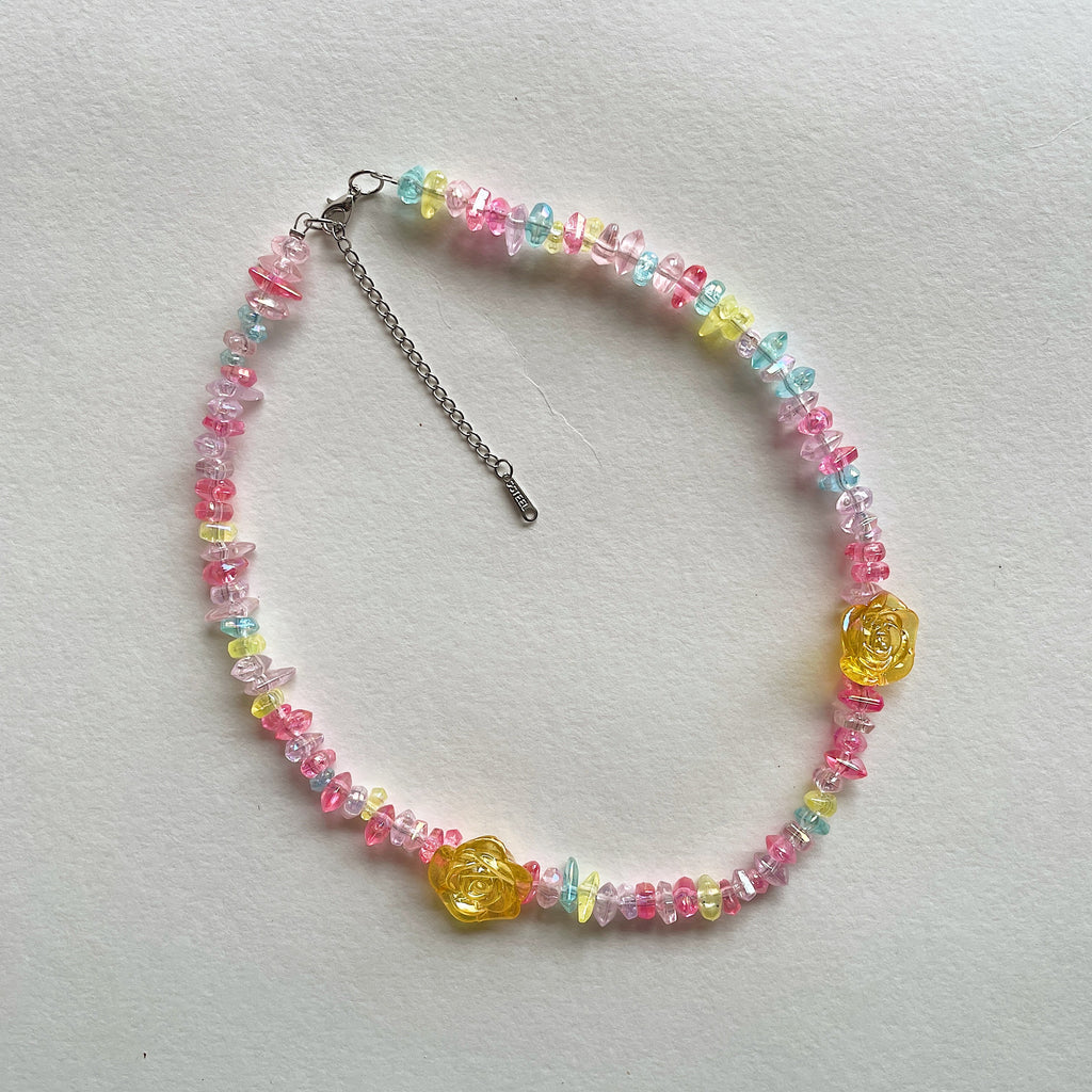 Double rose beaded necklace ✨