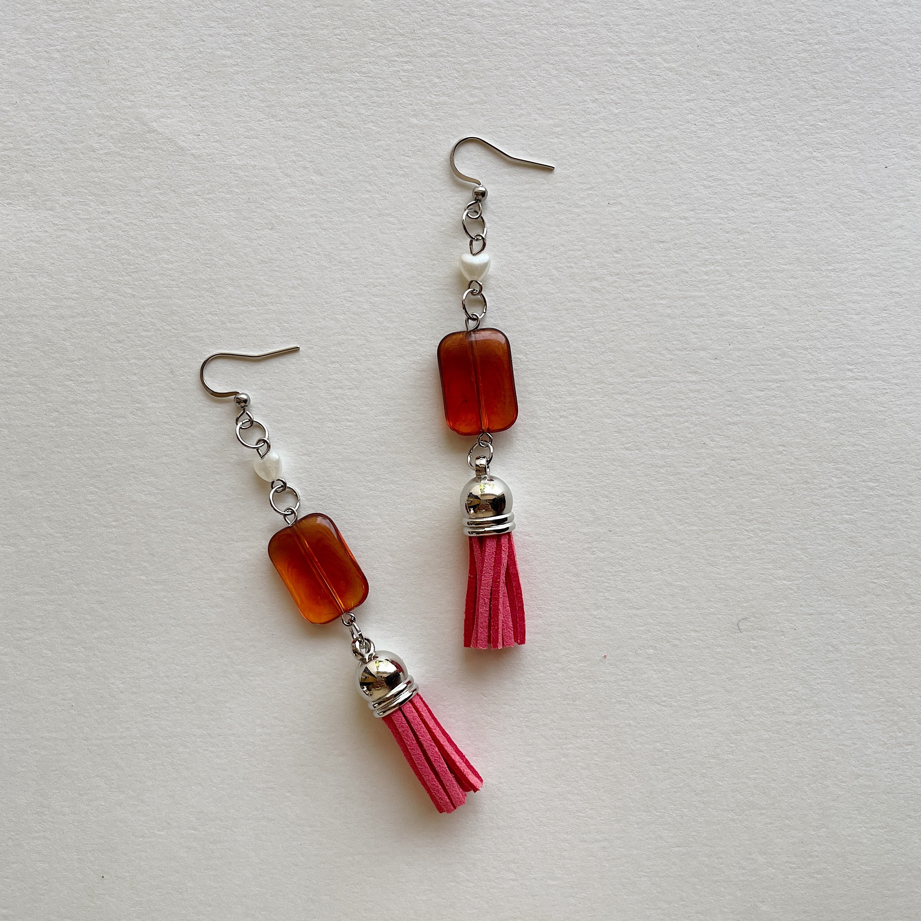 🤍 + caramel + pink tassel earrings ✨
