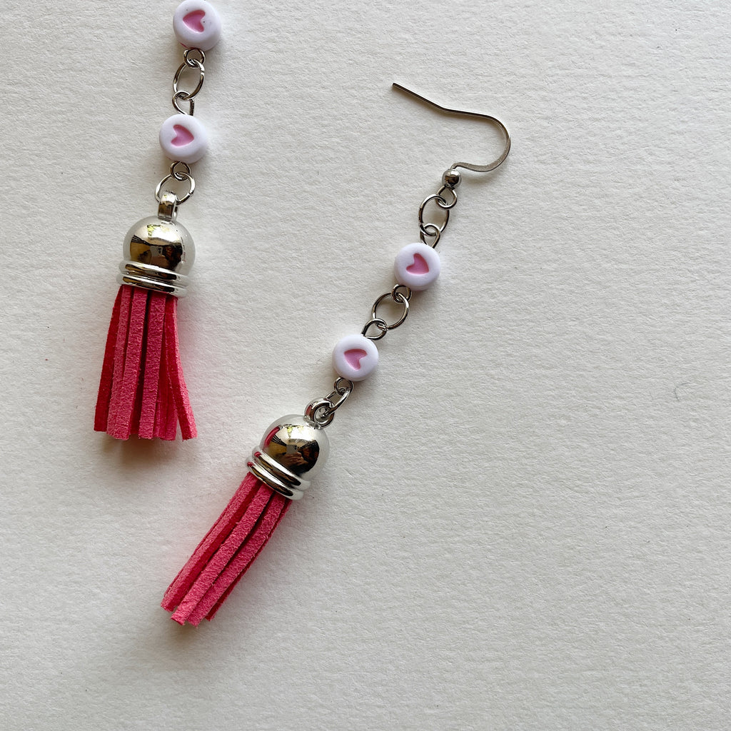 🩷🩷 + pink tassel earrings ✨