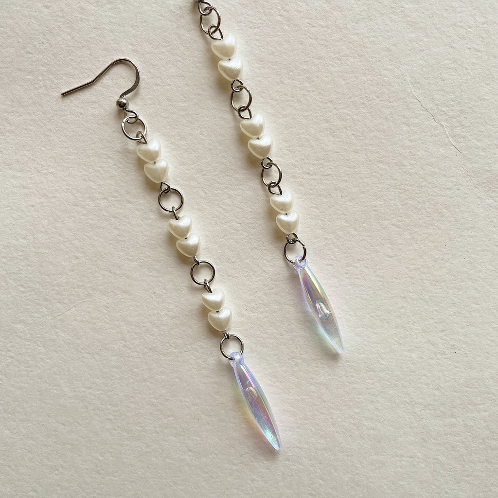 Mini hearts longline earrings ✨