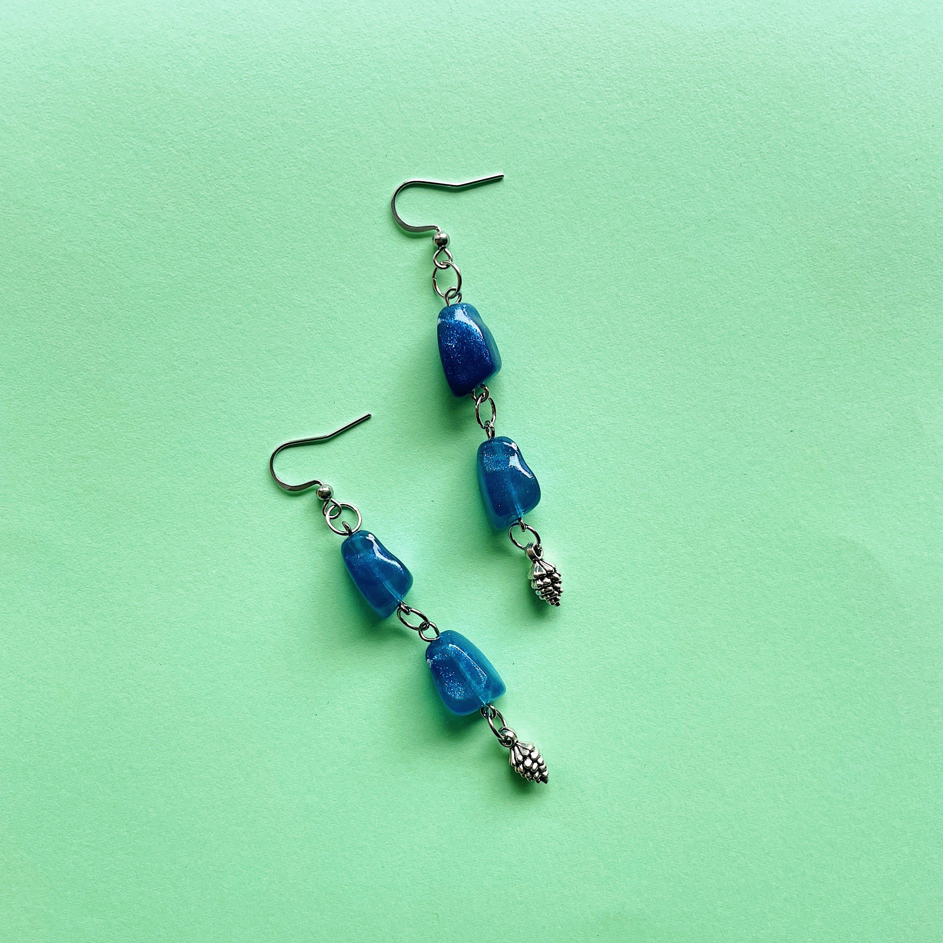 [BACK IN STOCK] Blue pine cone earrings ✨