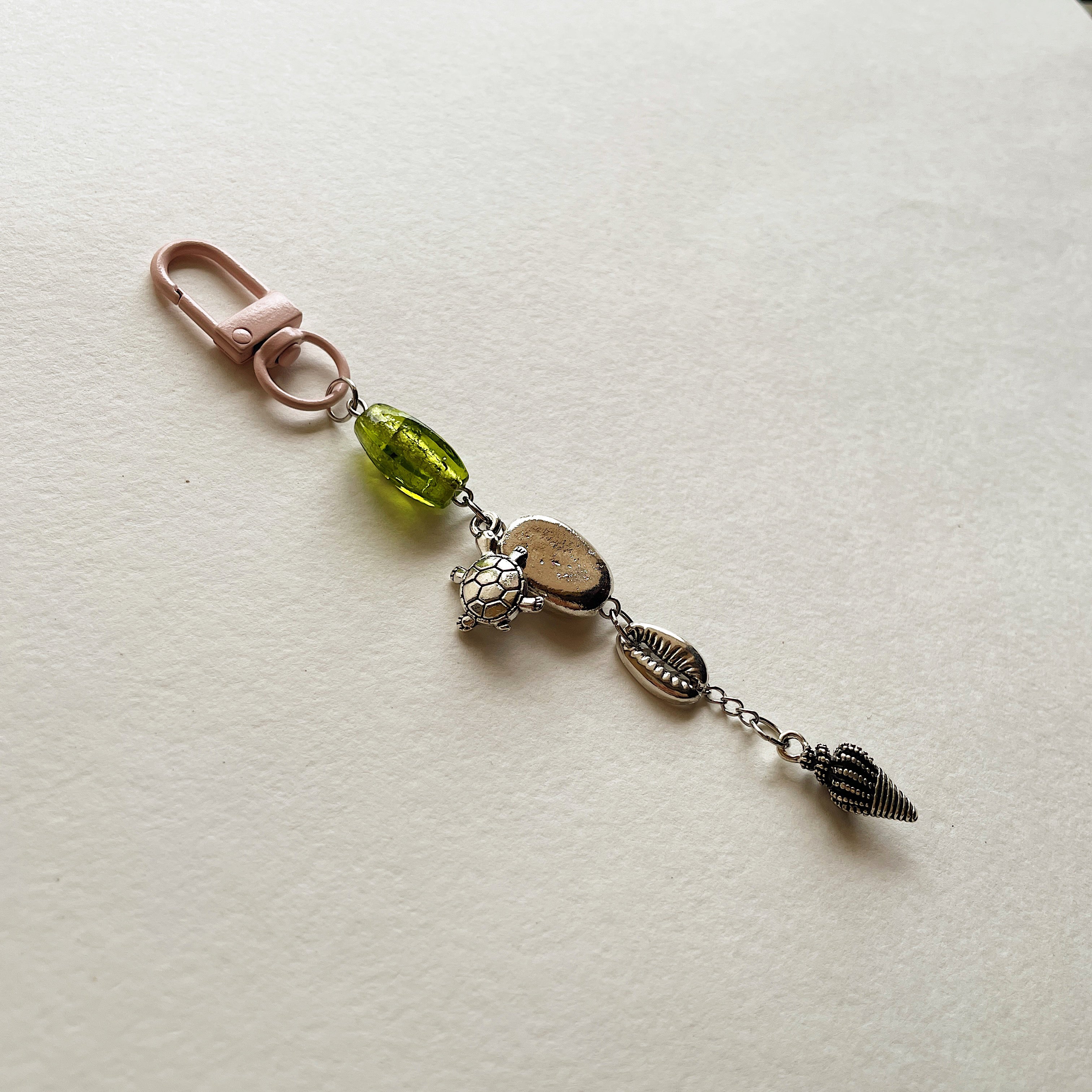 Coastal keychain 06 ✨