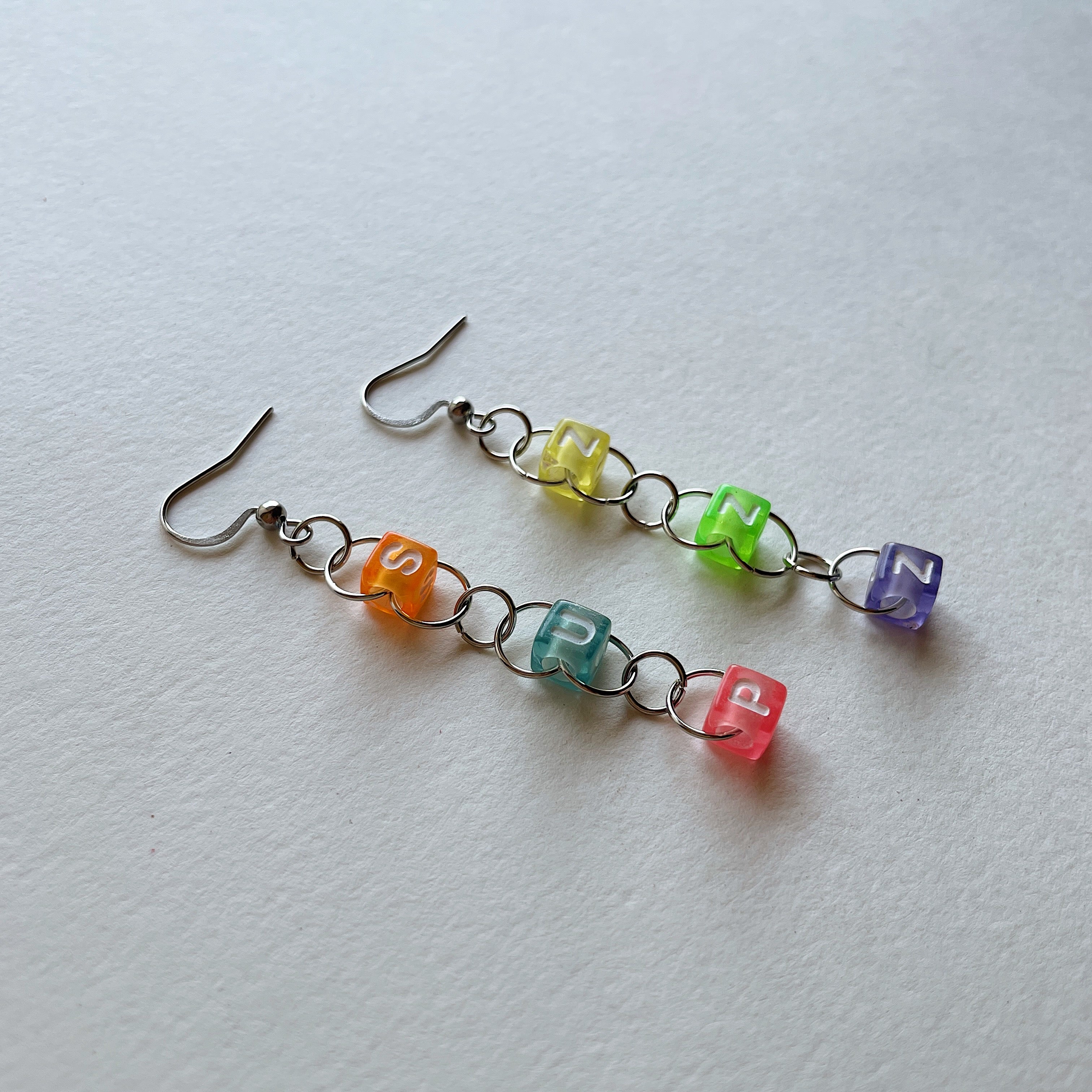 Alternate mood earrings ✨