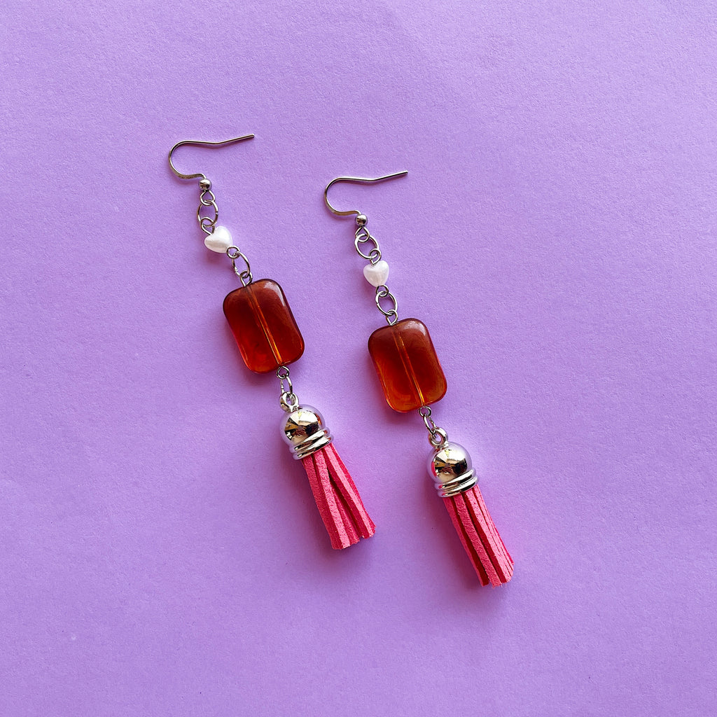🤍 + caramel + pink tassel earrings ✨