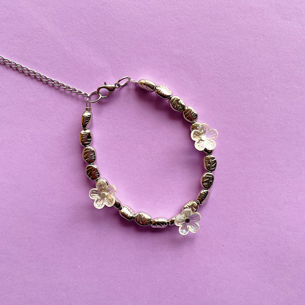 Metallic floral bracelet ✨
