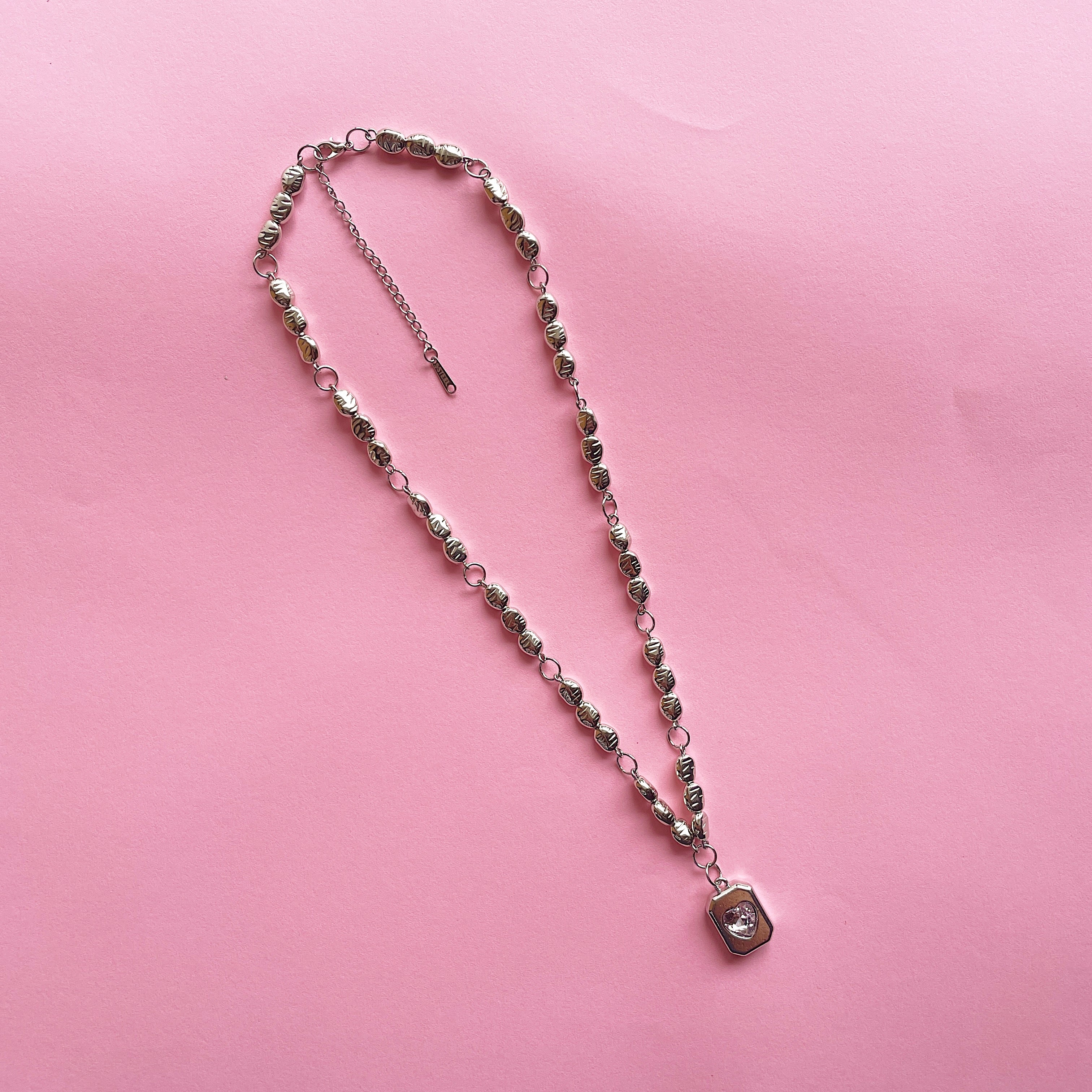 Metallic pink heart pendant necklace ✨