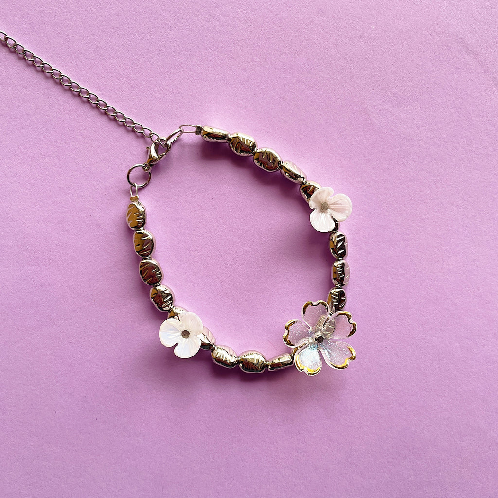 Metallic flowers bracelet ✨