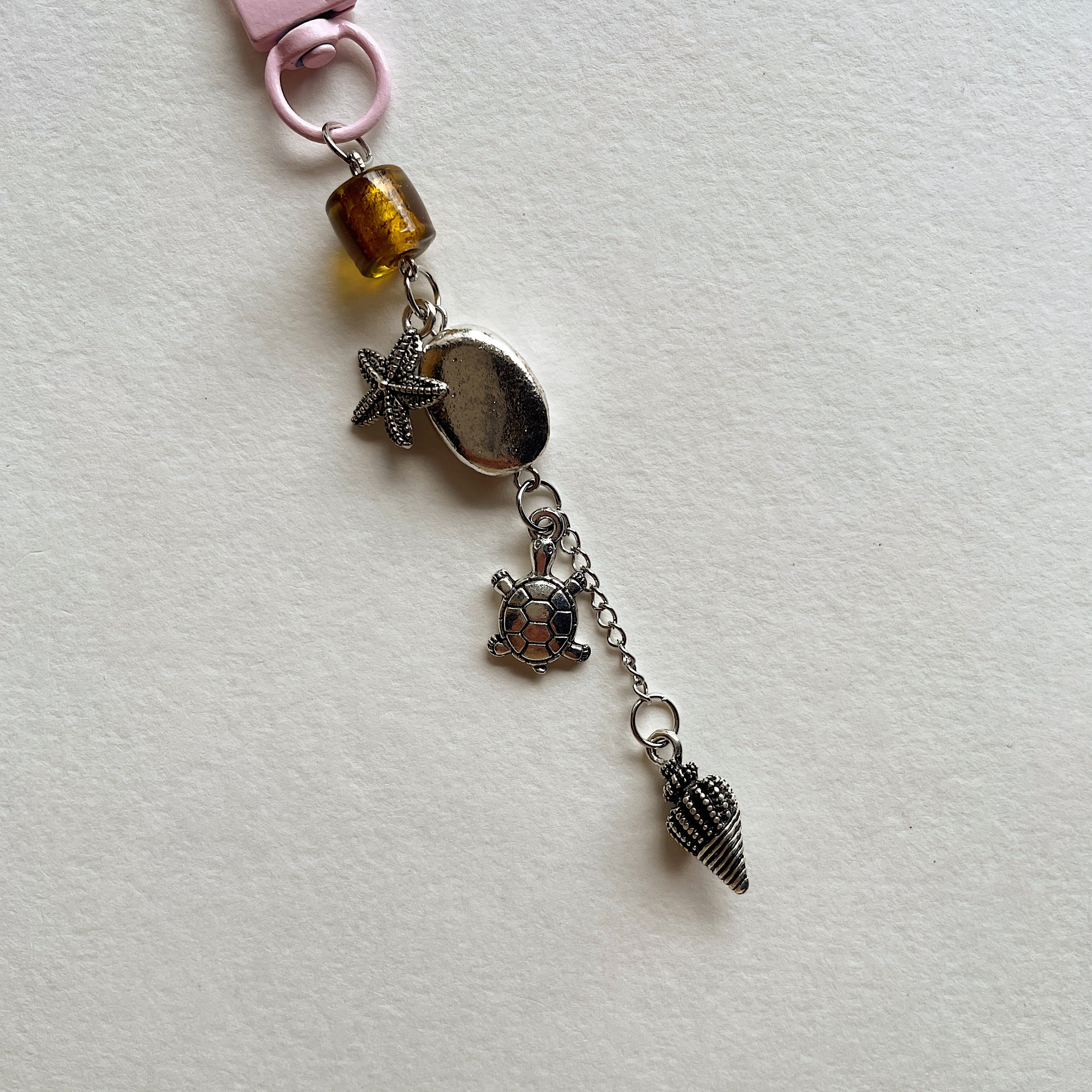 Coastal keychain 07 ✨