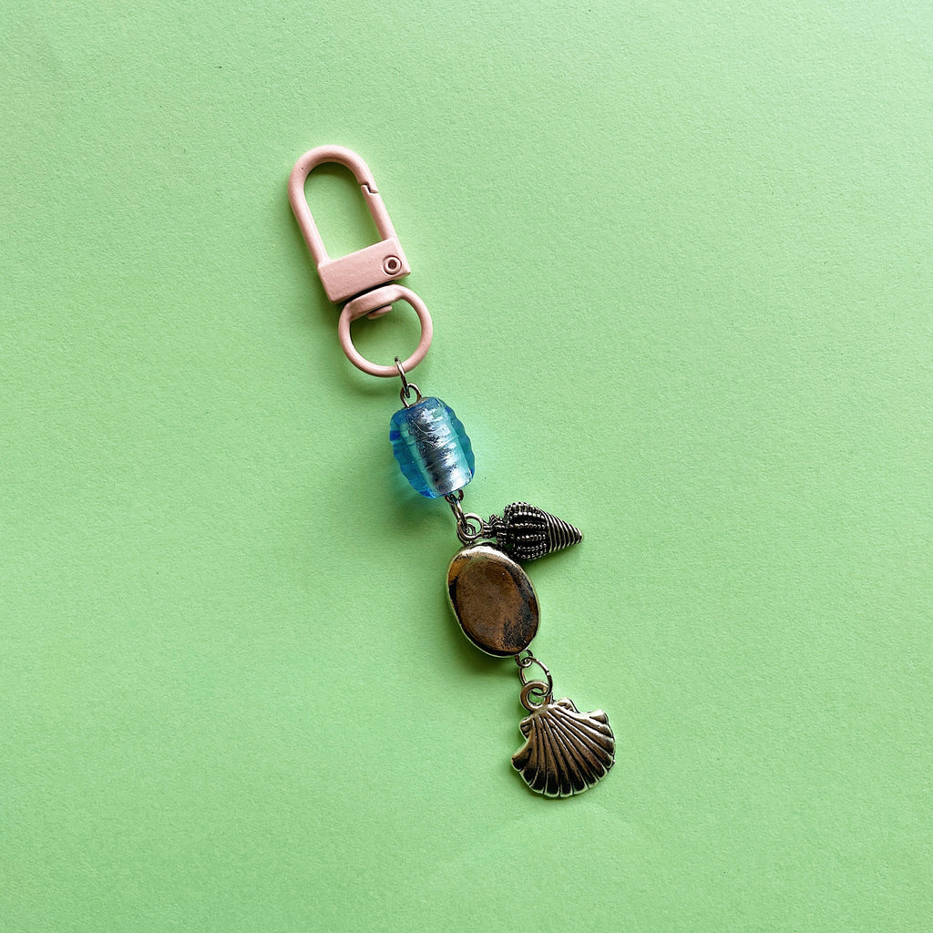 Coastal keychain 05 ✨