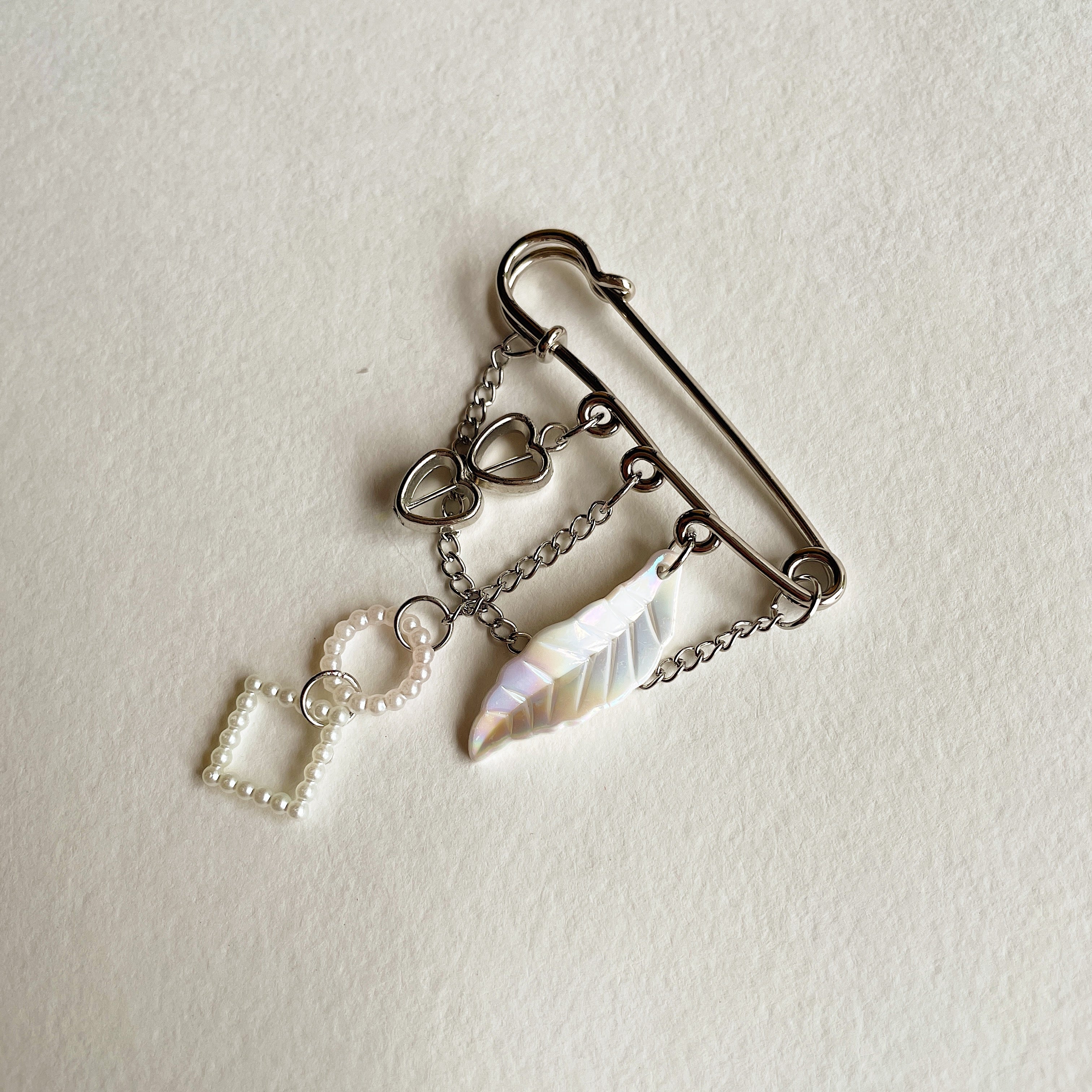 Brooch 05 ✨