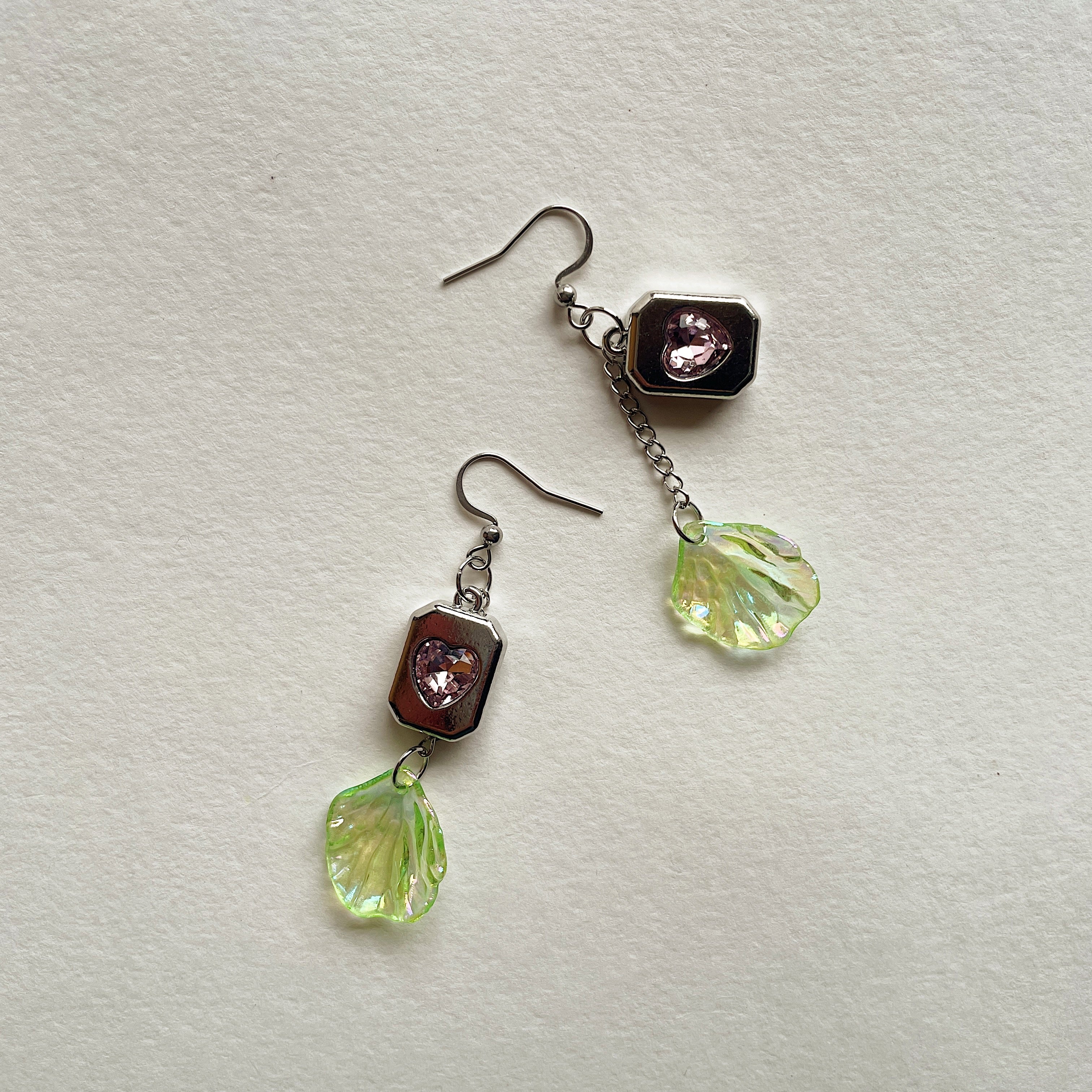 Pink heart + green petal earrings ✨