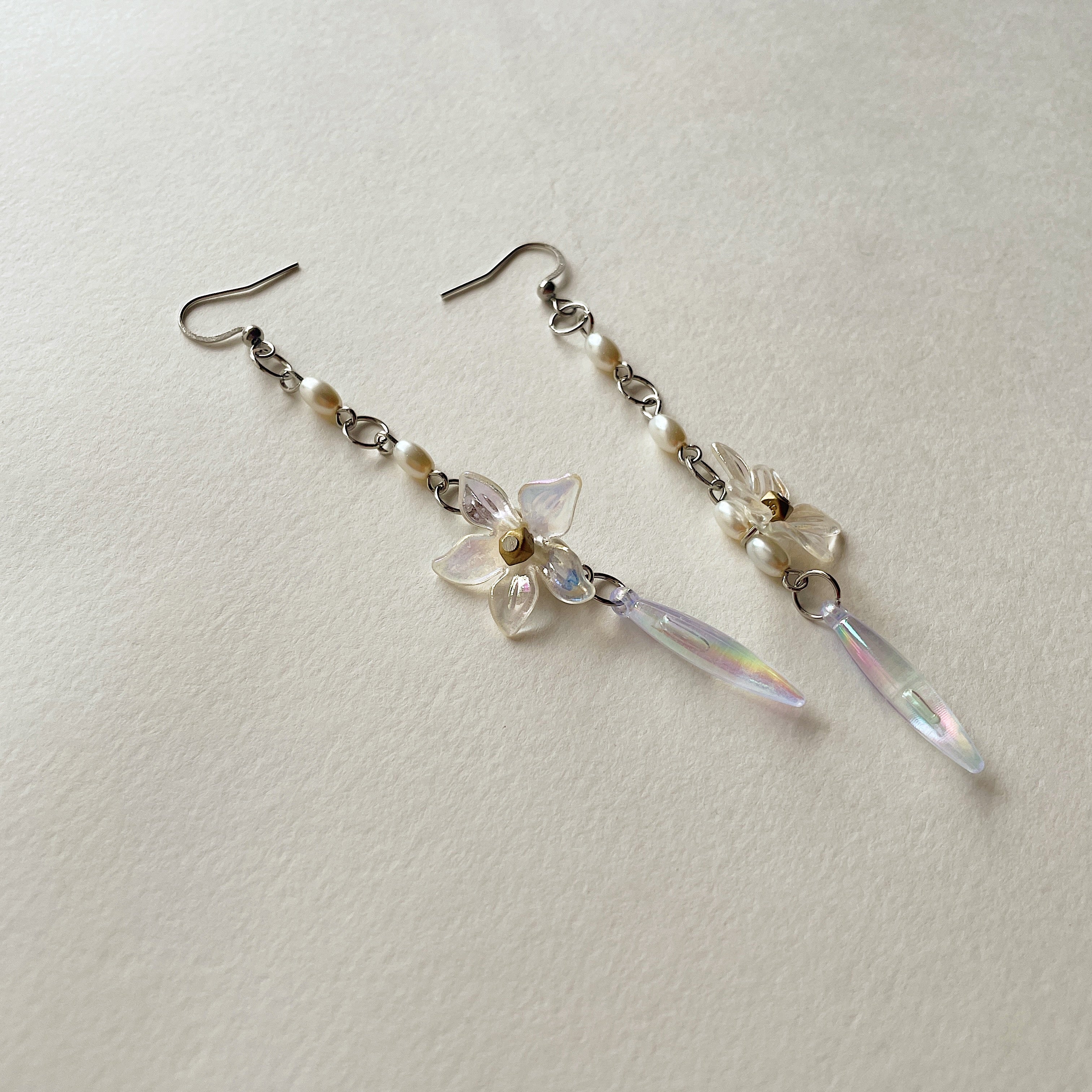 Floral longline earrings ✨