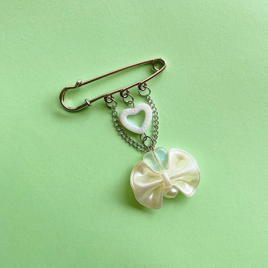 Brooch 04 ✨
