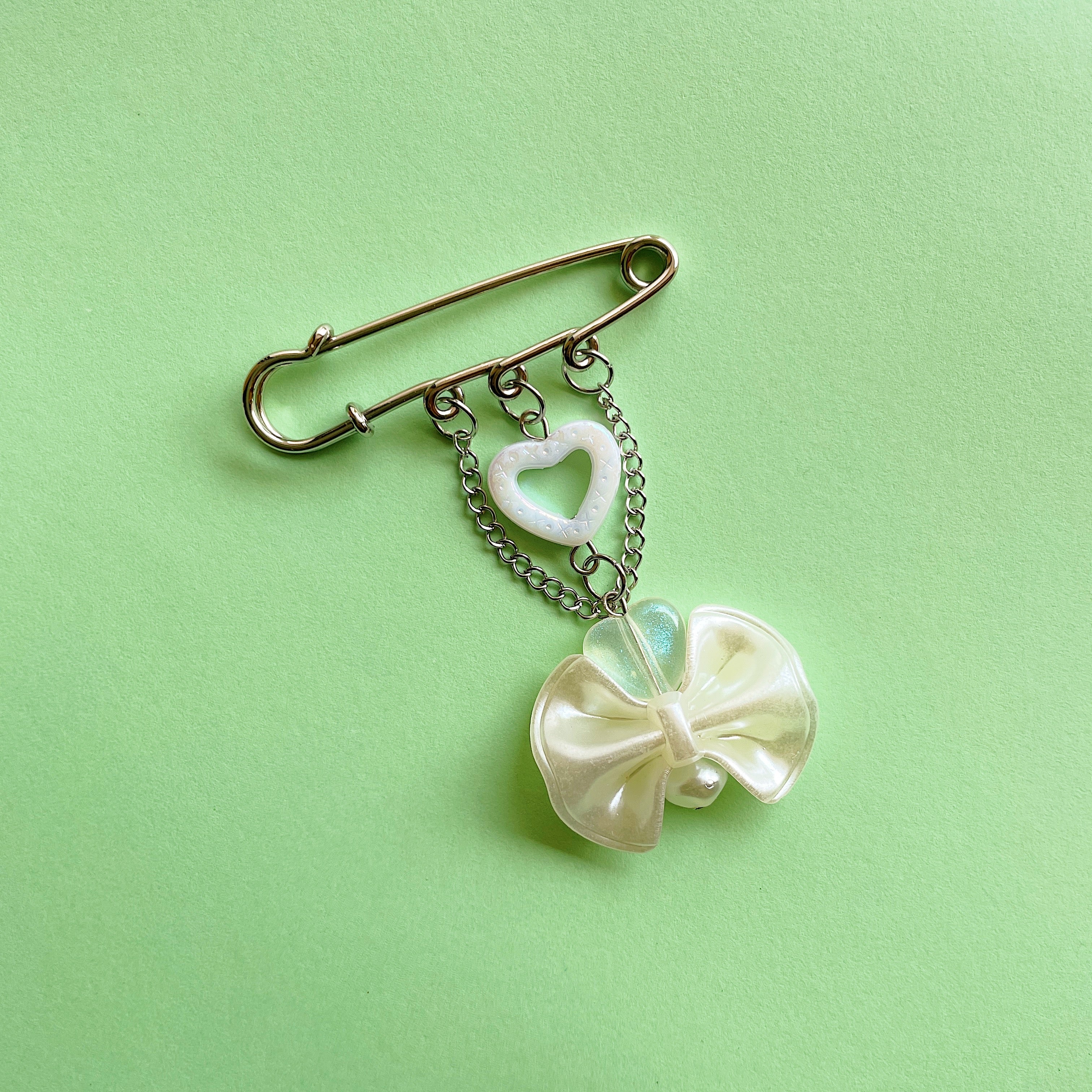 Brooch 04 ✨