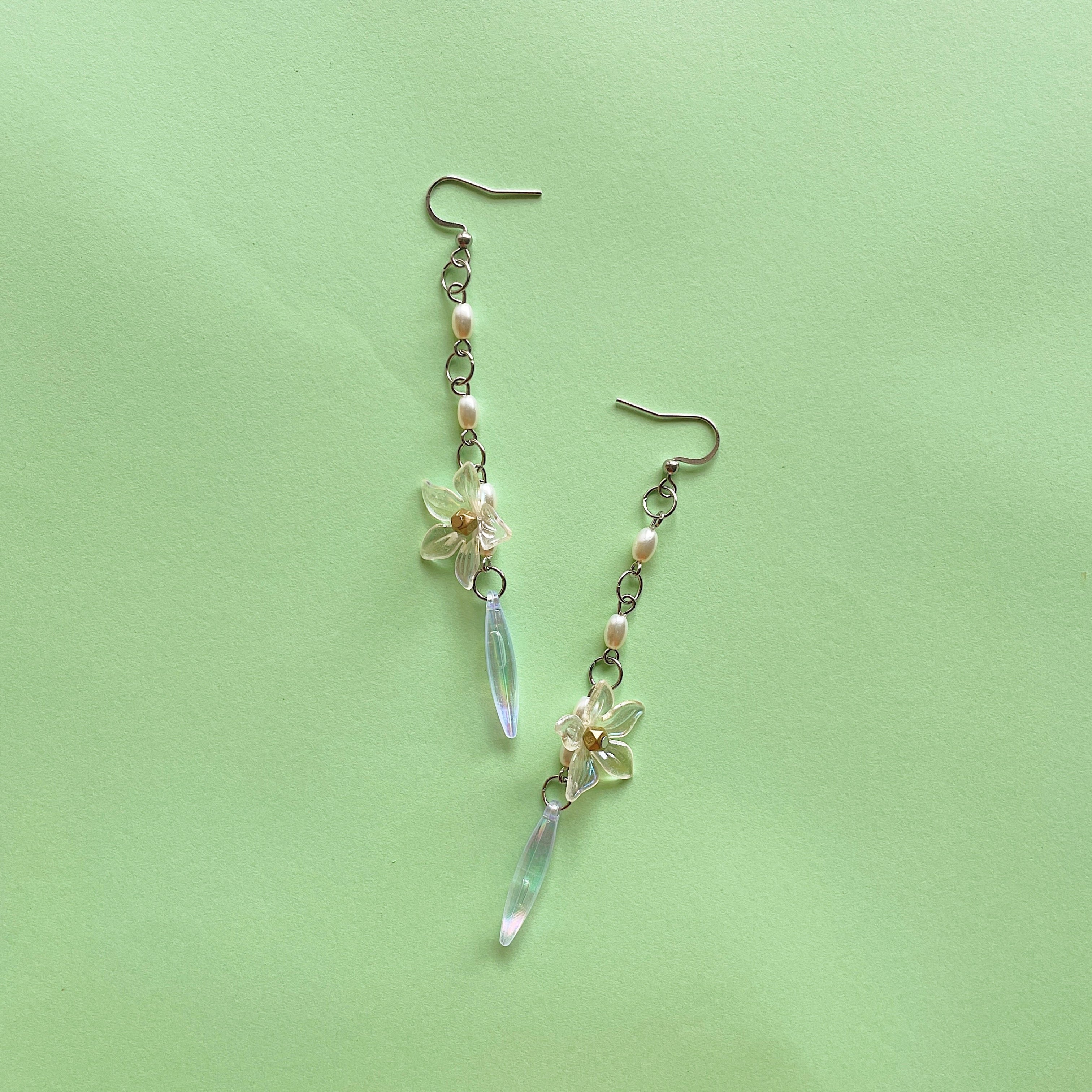 Floral longline earrings ✨