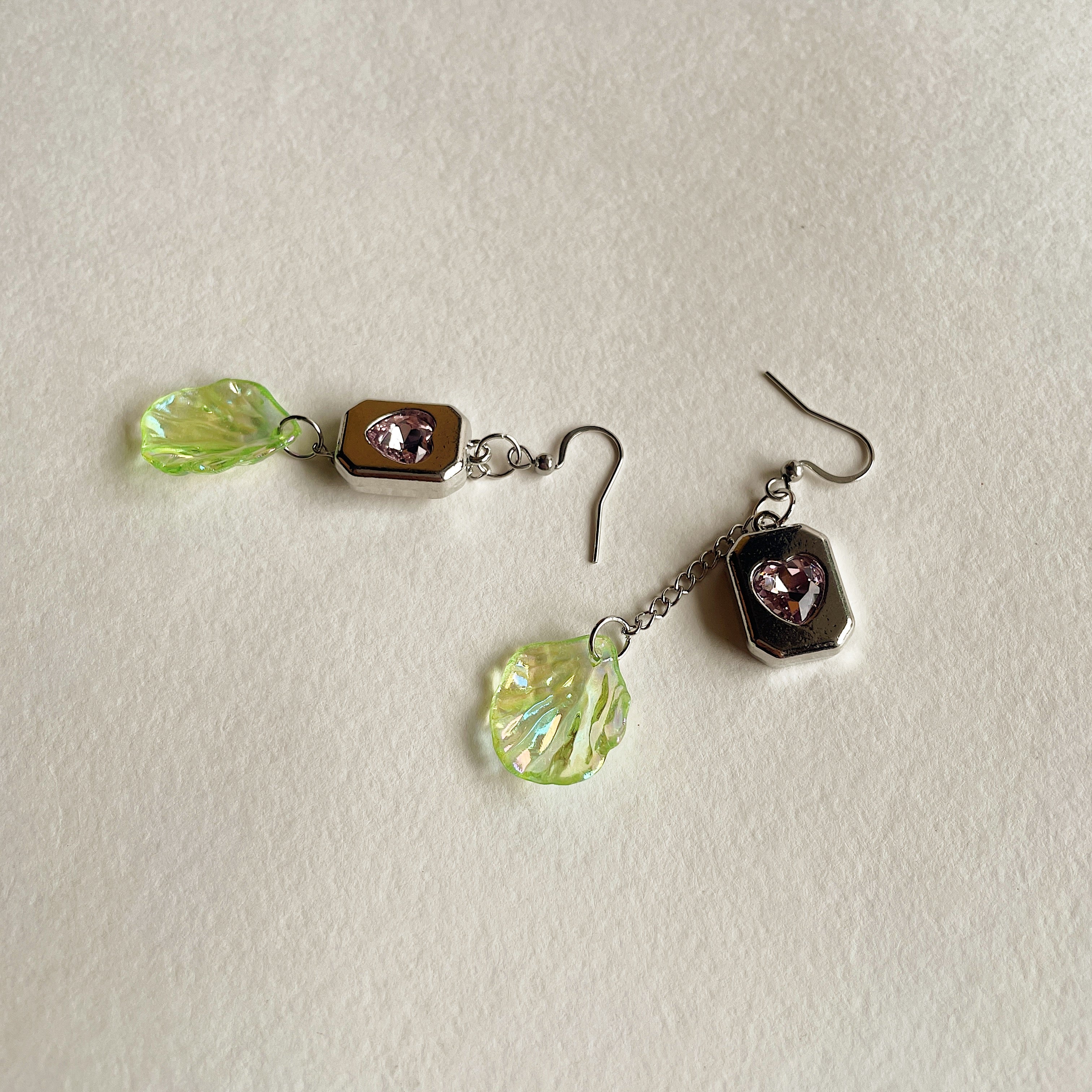 Pink heart + green petal earrings ✨
