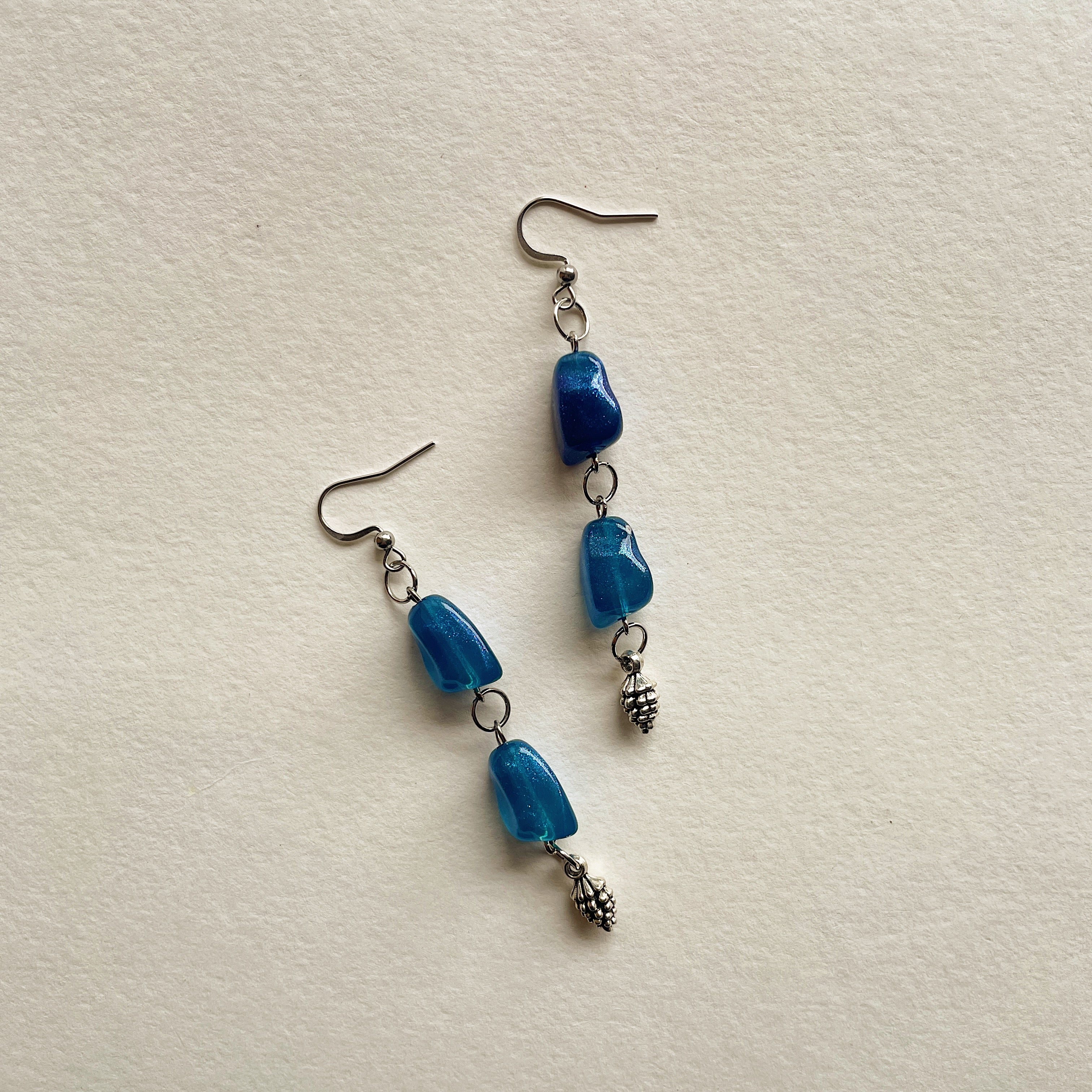 [BACK IN STOCK] Blue pine cone earrings ✨