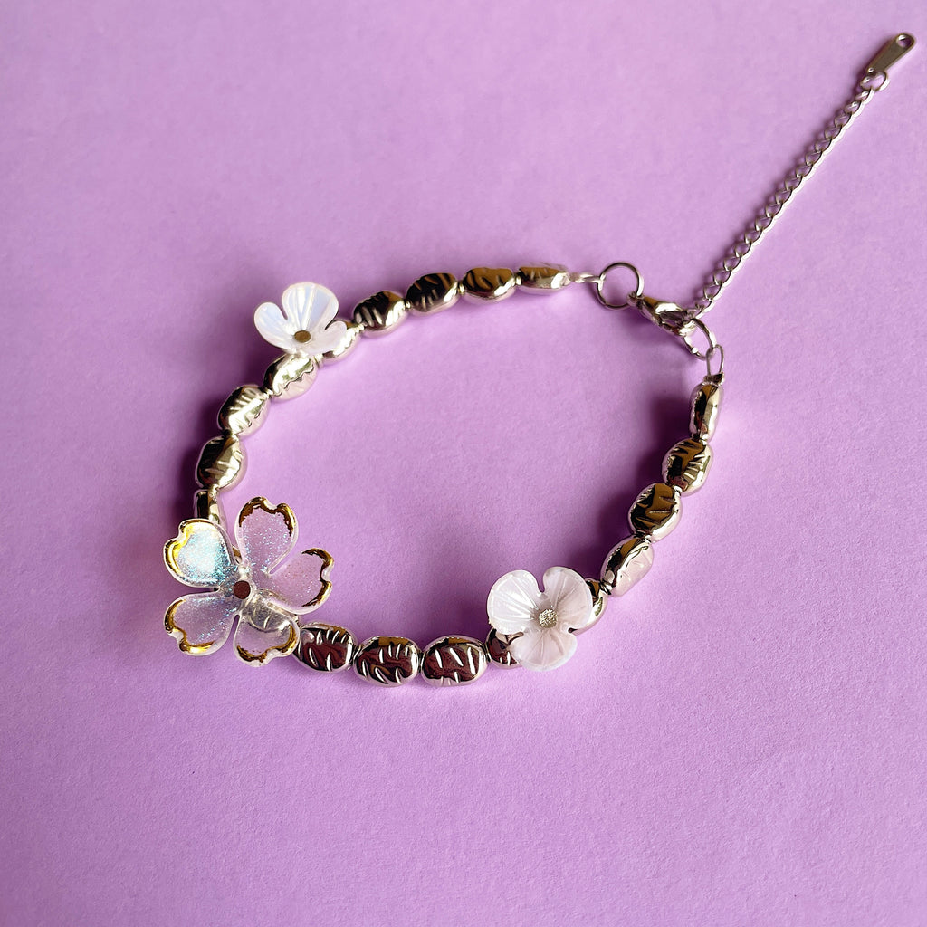 Metallic flowers bracelet ✨