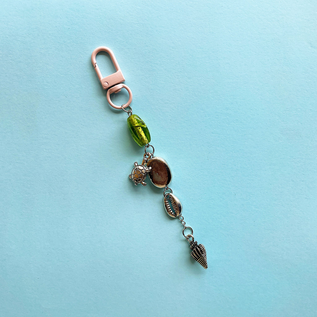 Coastal keychain 06 ✨