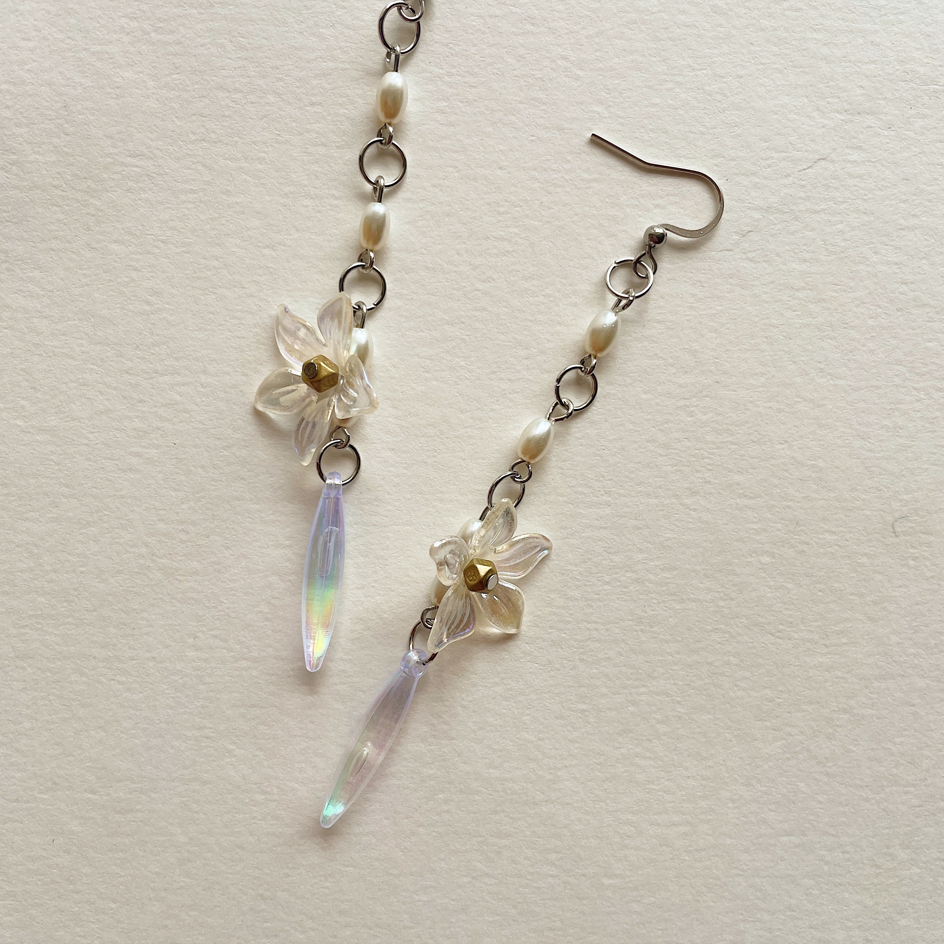 Floral longline earrings ✨