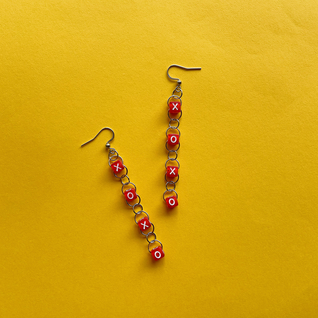 XOXO ❤️ beaded earrings ✨