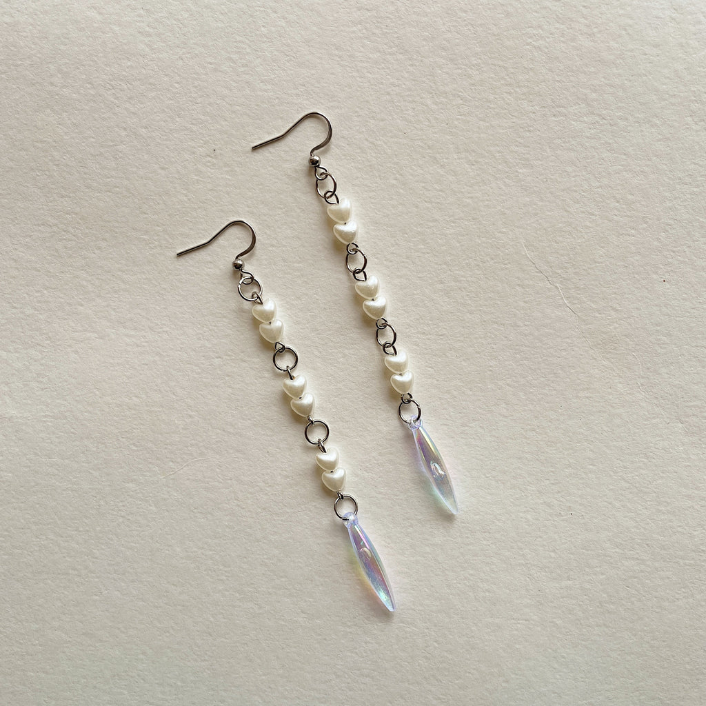 Mini hearts longline earrings ✨