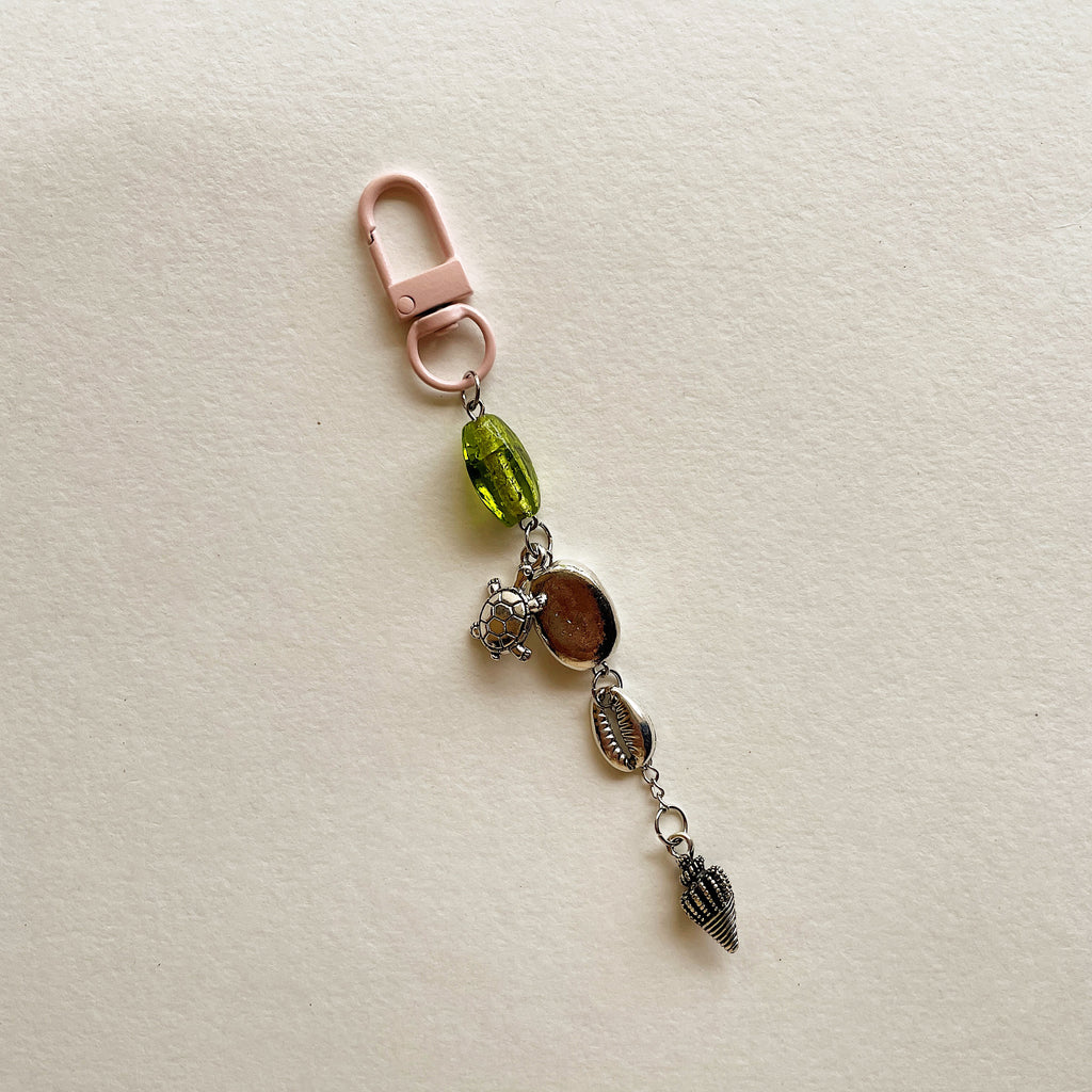 Coastal keychain 06 ✨