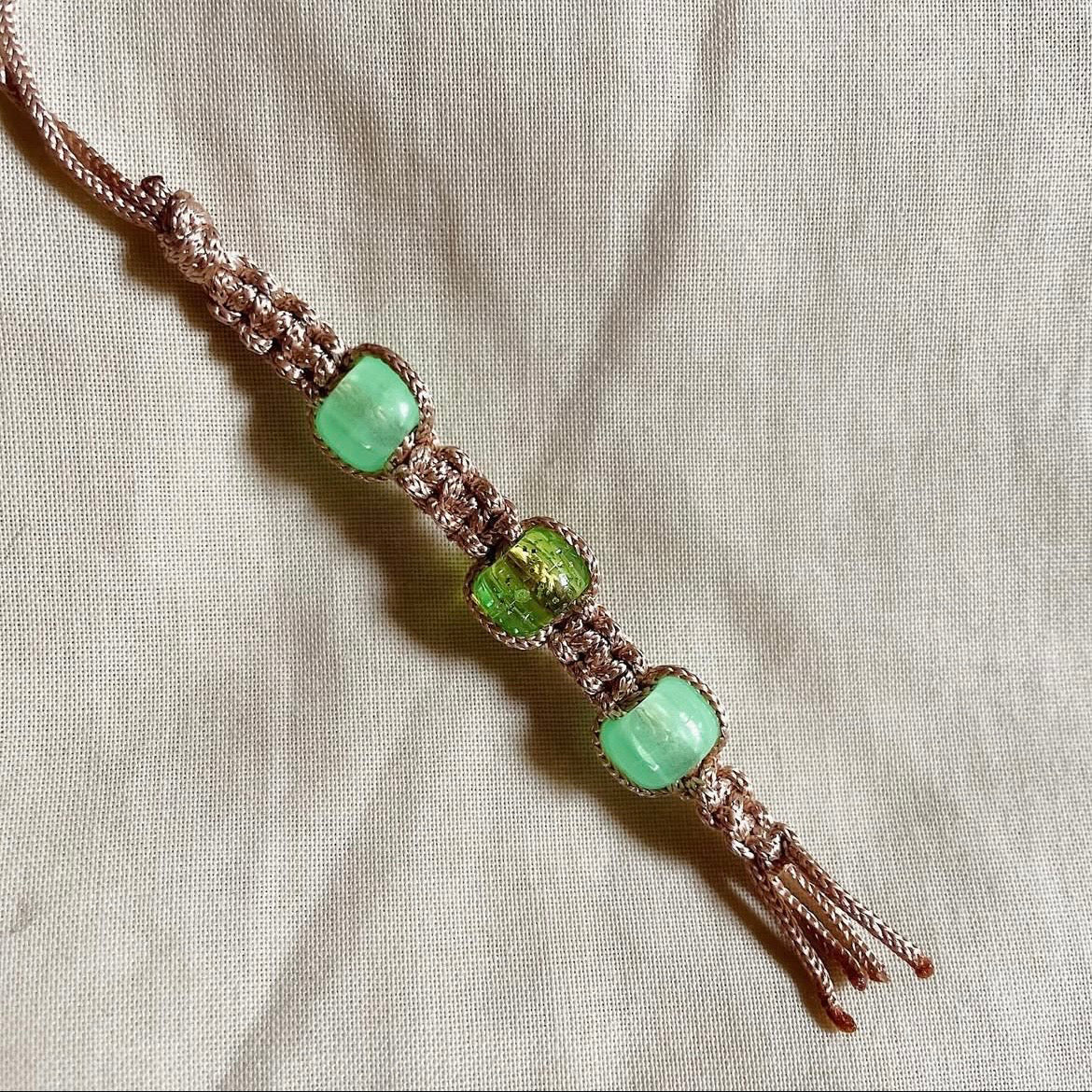 Green beaded phone/bag charm ✨