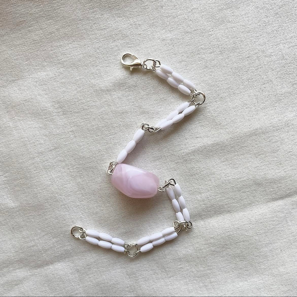 Rice & rose beaded bracelet ✨