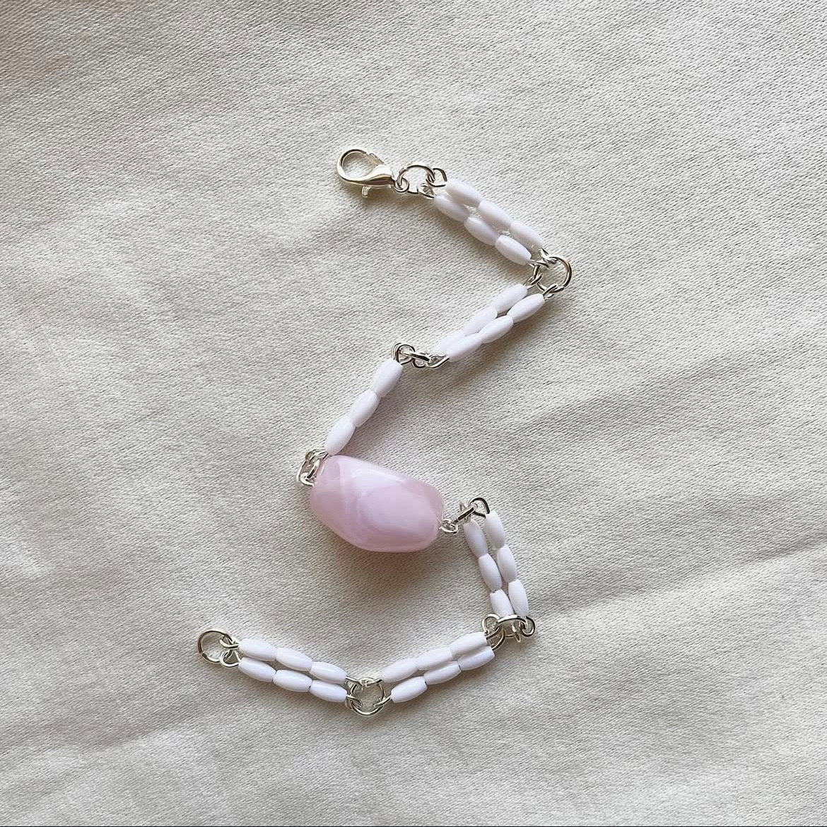 Rice & rose beaded bracelet ✨