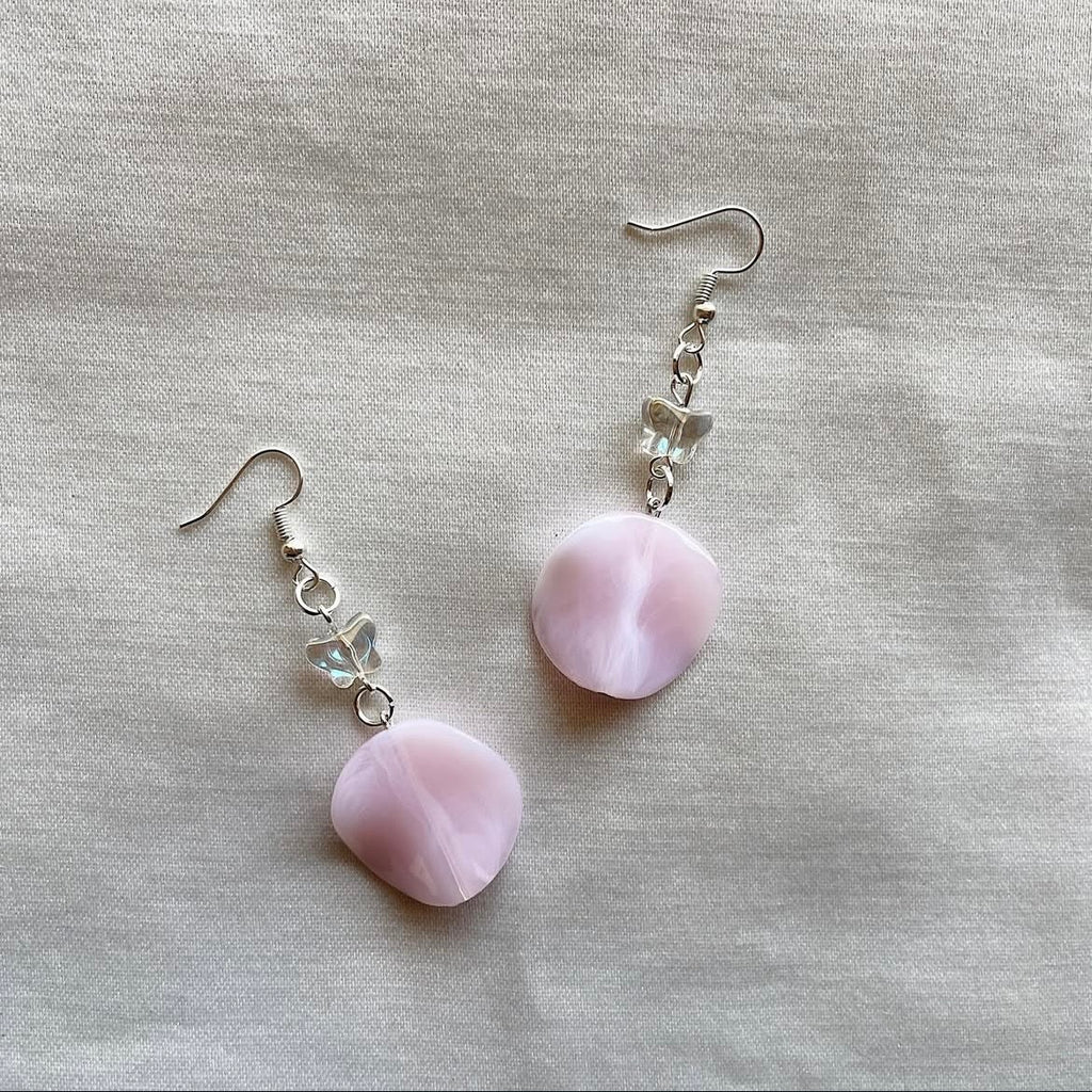 Rose + 🦋 beaded earrings ✨