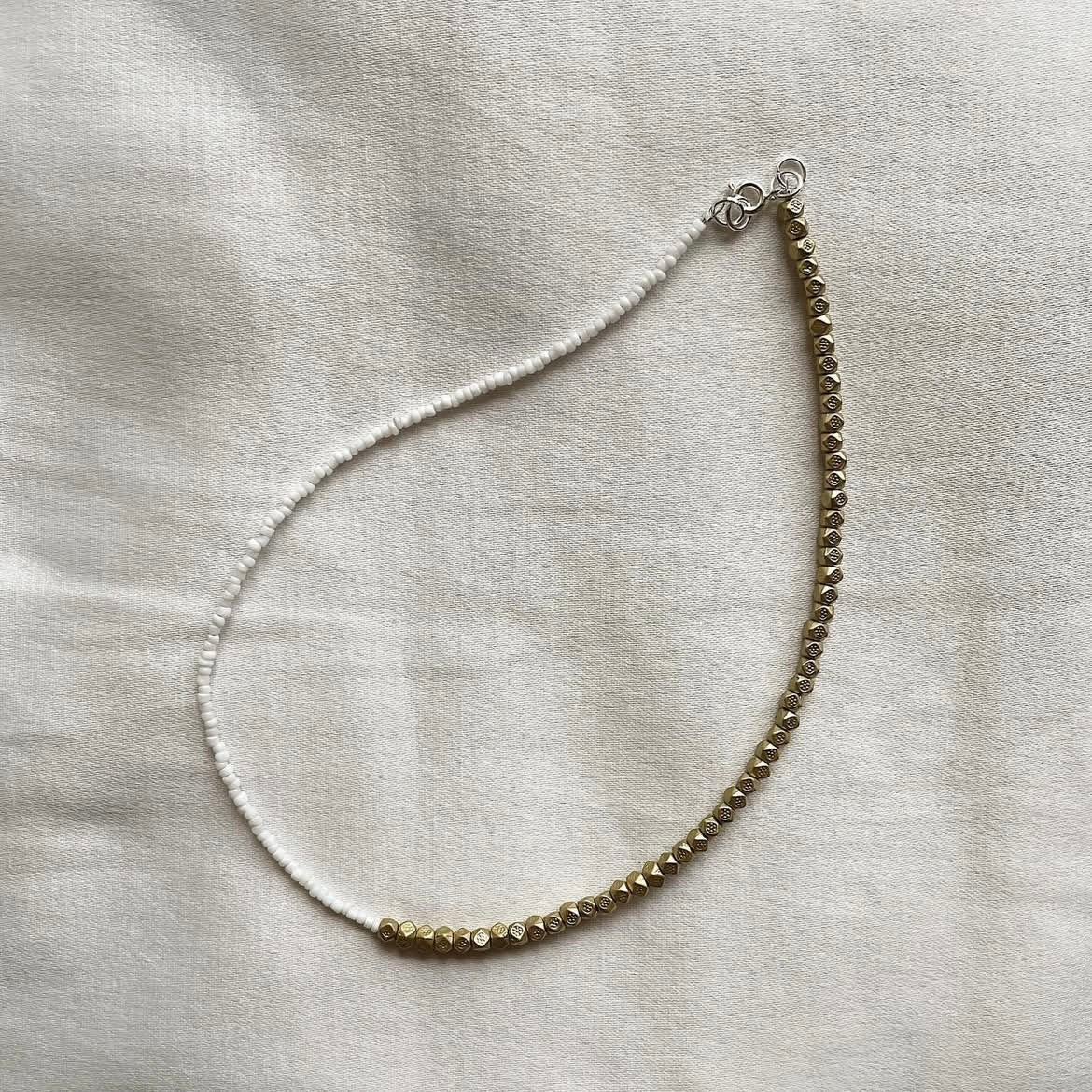 Half and half beaded necklace ✨