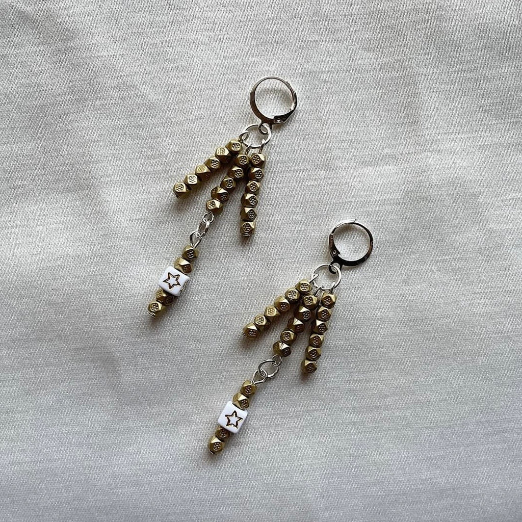 Muted gold ⭐ beaded earrings ✨