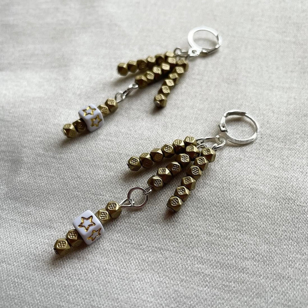 Muted gold ⭐ beaded earrings ✨