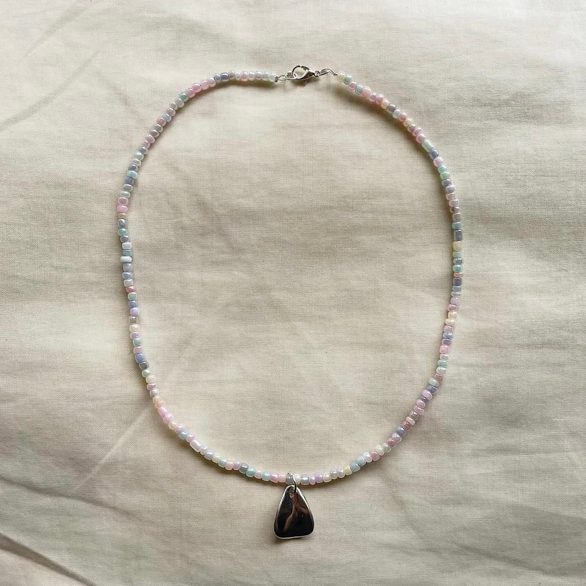 Pastel beaded necklace ✨