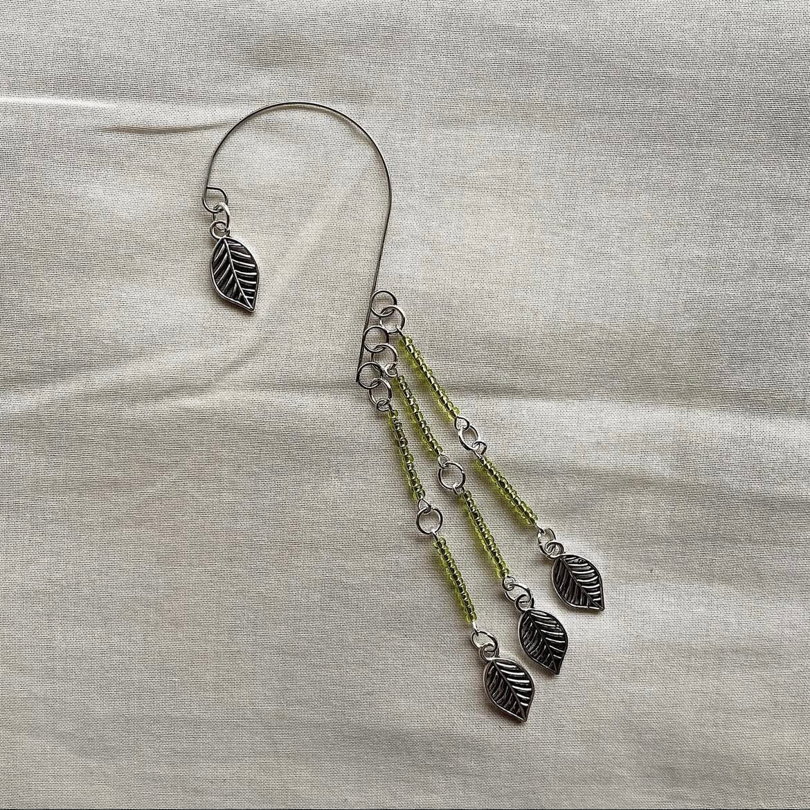 Fern beaded ear cuff ✨