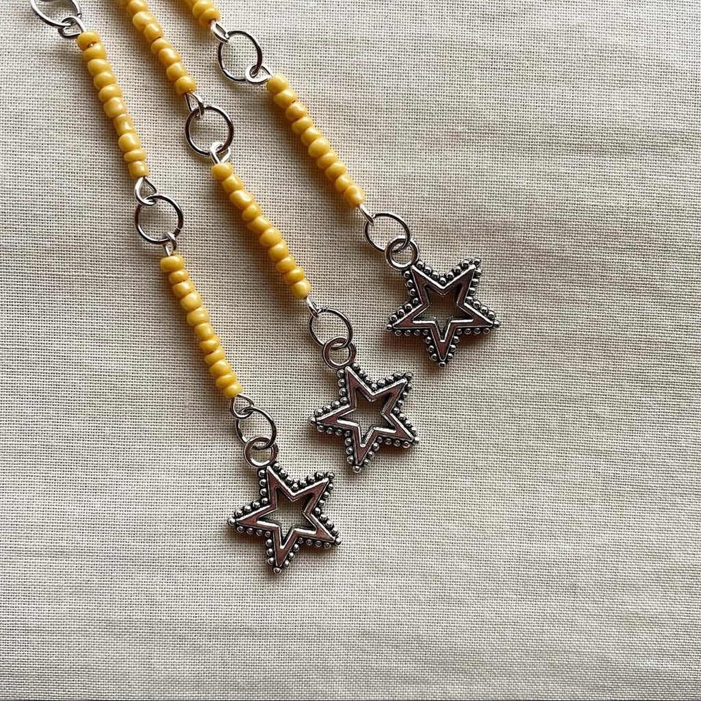 Yellow ⭐ beaded ear cuff ✨