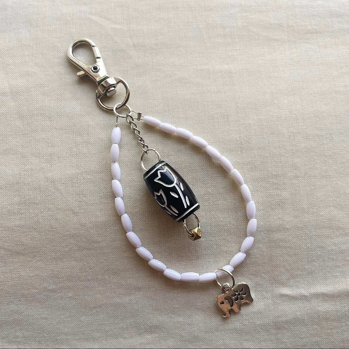 🍚🌷🐘 keychain ✨