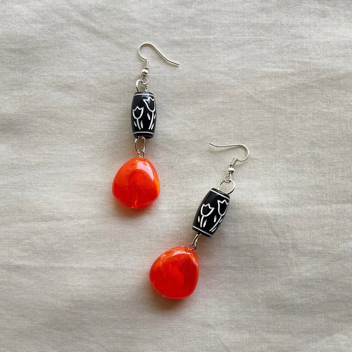 Orange 🌷beaded earrings ✨