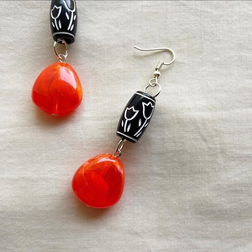 Orange 🌷beaded earrings ✨