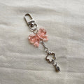 🎀🌸 and pine cone keychain ✨
