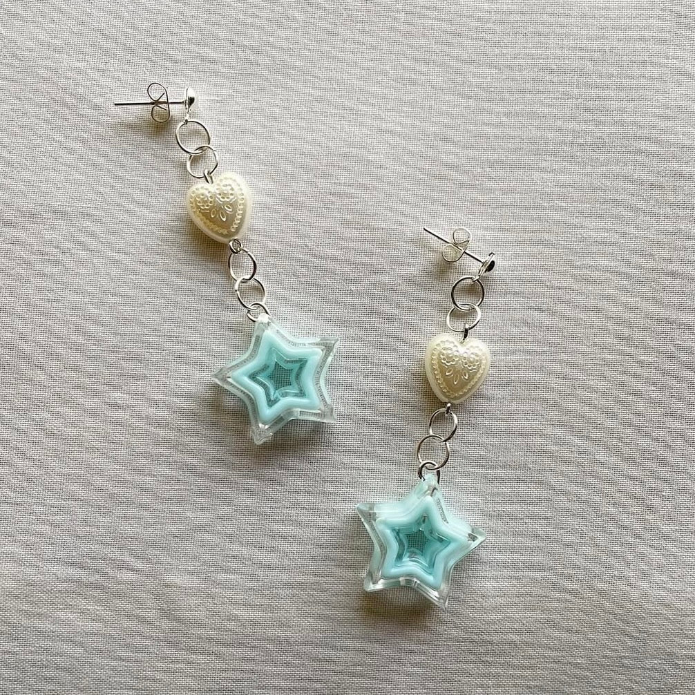 Light blue ⭐️ beaded earrings ✨