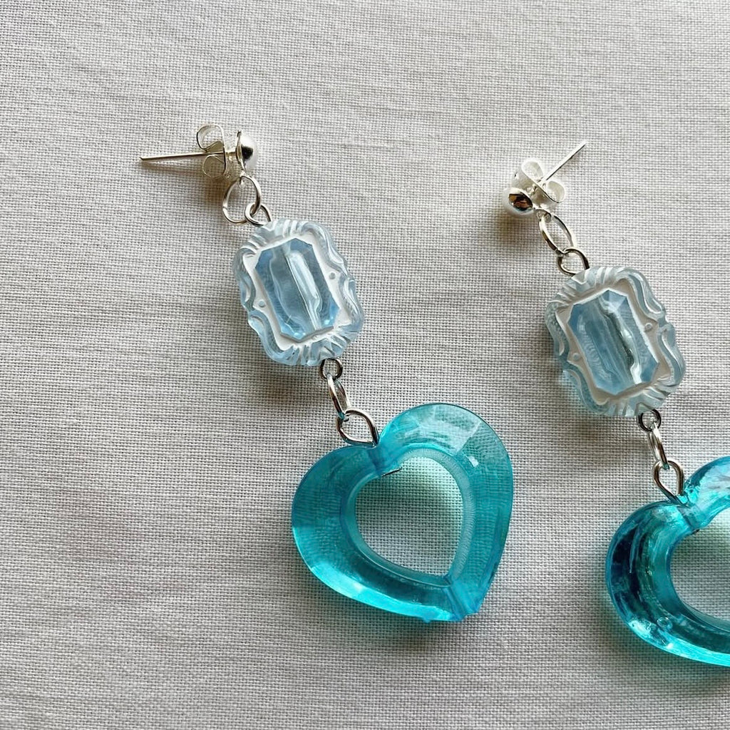 Blue heart 🩵 beaded earrings ✨