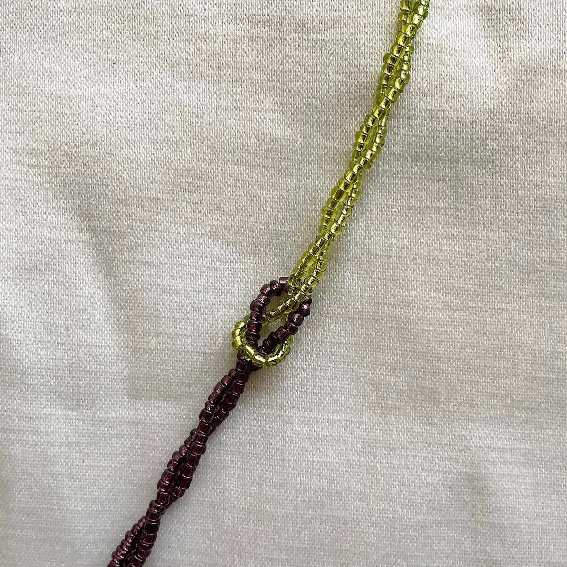 Twisted knot 🪢 02 beaded bracelet ✨