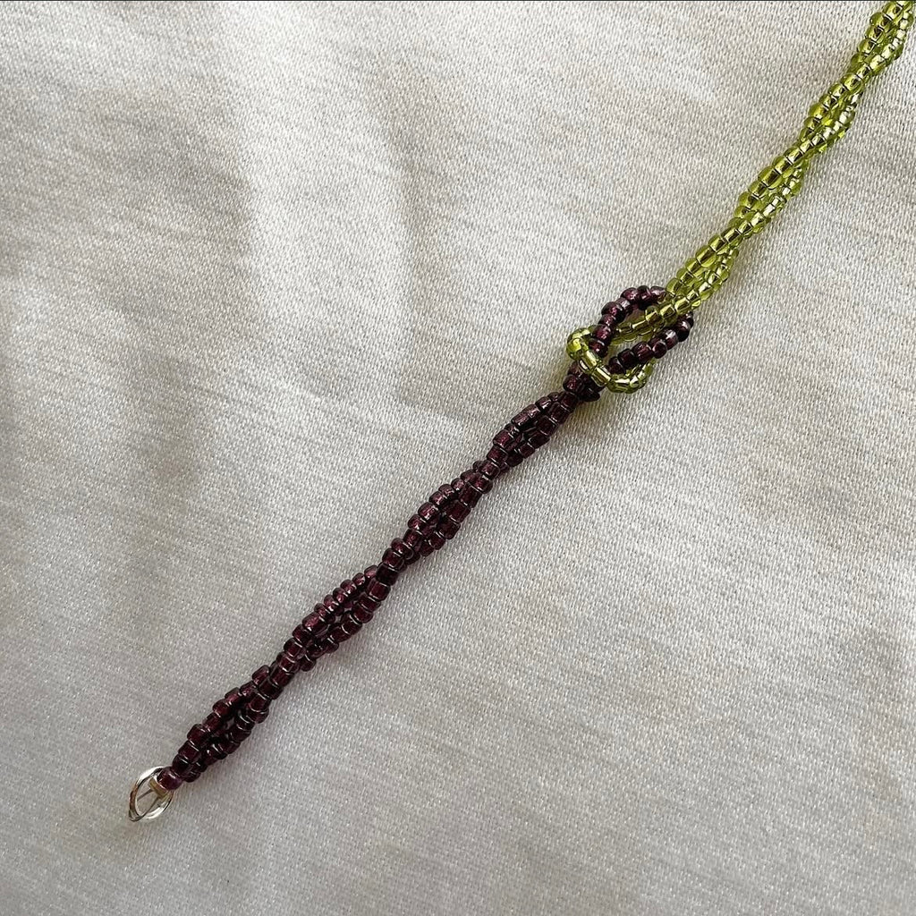 Twisted knot 🪢 02 beaded bracelet ✨