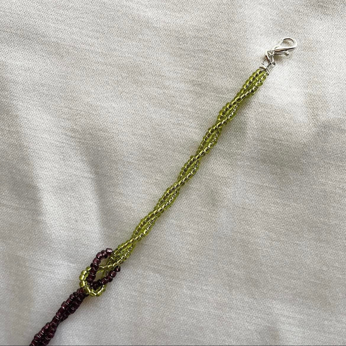 Twisted knot 🪢 02 beaded bracelet ✨