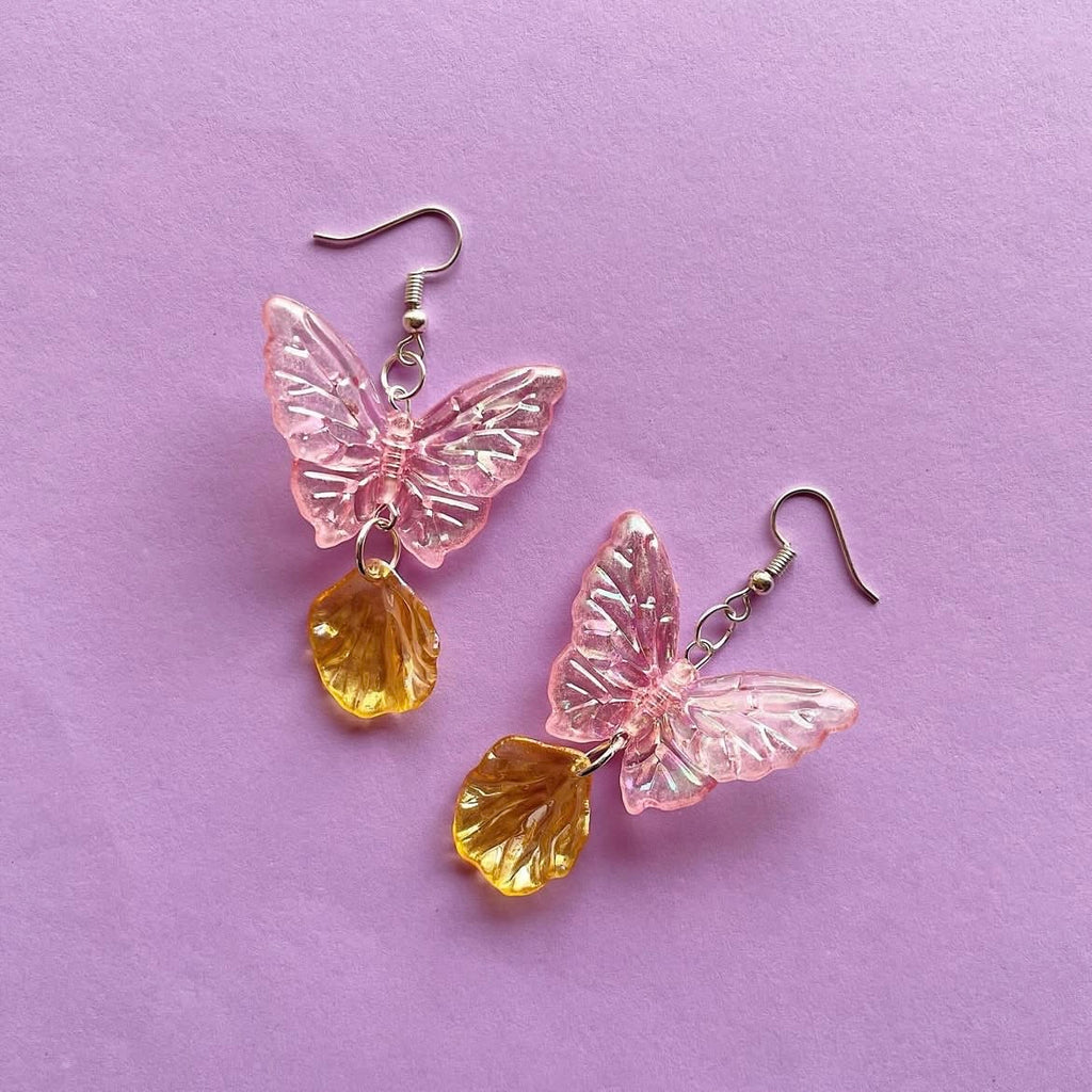 Butterfly + petal 02 earrings ✨