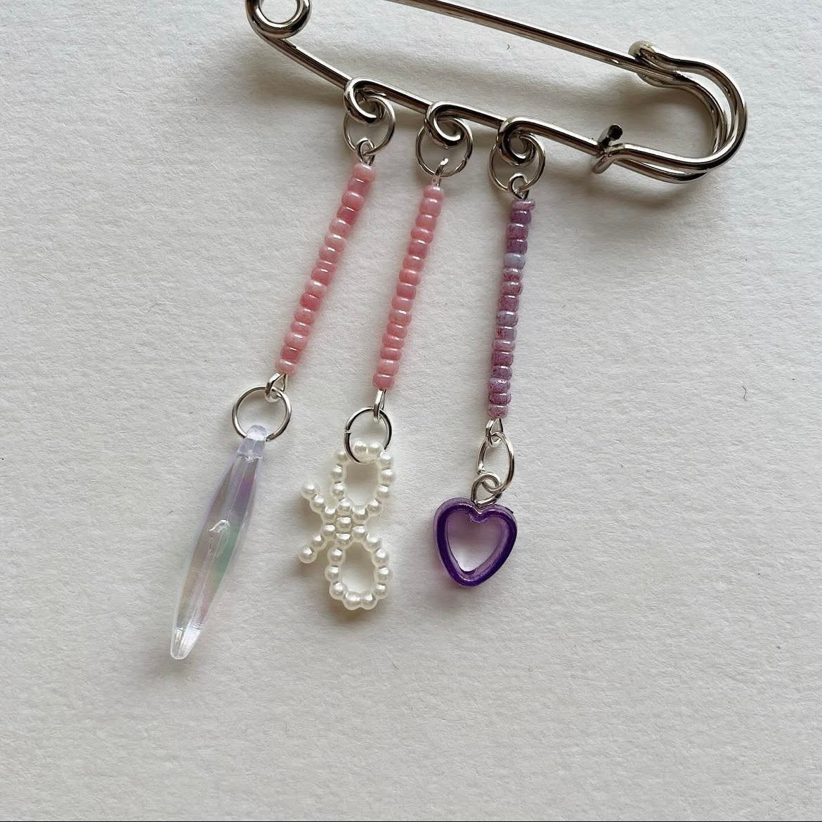 🎀 💜 brooch ✨