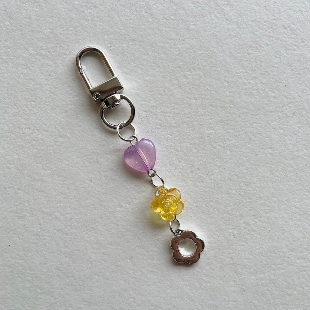 ⭐️ + 💜 + 🌼 keychains ✨